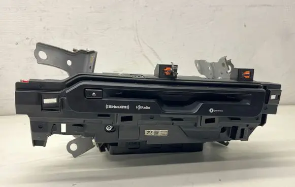 Lexus UX Radio/CD/DVD/GPS head unit 8614076F20 CVHW288ET03
