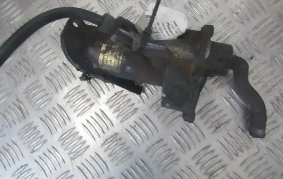 Ford Mondeo MK II Vacuum pump 9140050600
