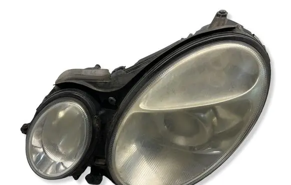 Mercedes-Benz E W211 Headlight/headlamp 15435901 5DV00829000