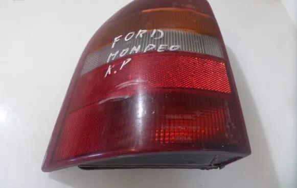 Ford Mondeo MK II Rear/tail lights 93BG13N004 91025