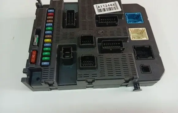 Citroen C8 Fuse box set 9663798480