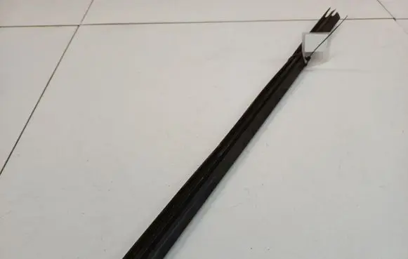 Skoda Fabia Mk2 (5J) Front door glass trim molding 