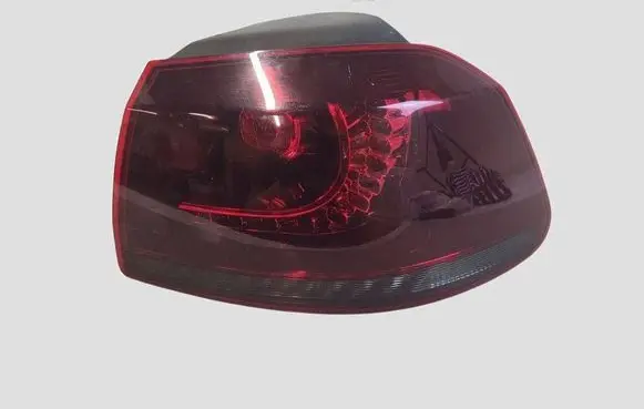 Volkswagen Golf VI Rear/tail lights YABGEF0183