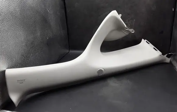 Nissan Leaf I (ZE0) (A) pillar trim 769113NA0A