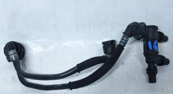 Mercedes-Benz GLE W167 Engine coolant pipe/hose A1675015100