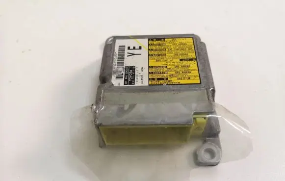 Toyota Prius (XW30) Airbag control unit/module 1503002311