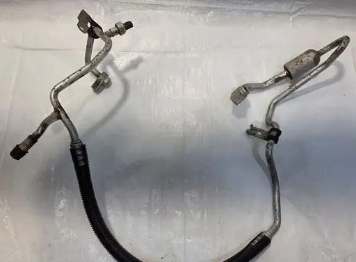 Ford Mondeo MK V Air conditioning (A/C) pipe/hose DG9H19N601BC