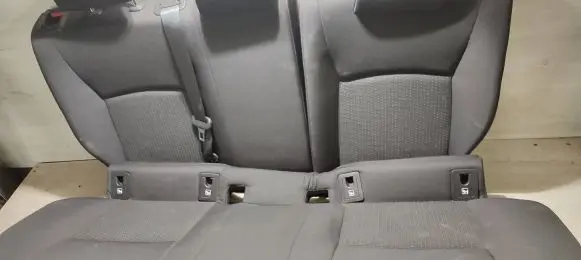 Toyota C-HR I Second row seats 