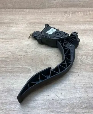 Audi Q5 SQ5 8R Accelerator throttle pedal 8K1723523 6PV00950501