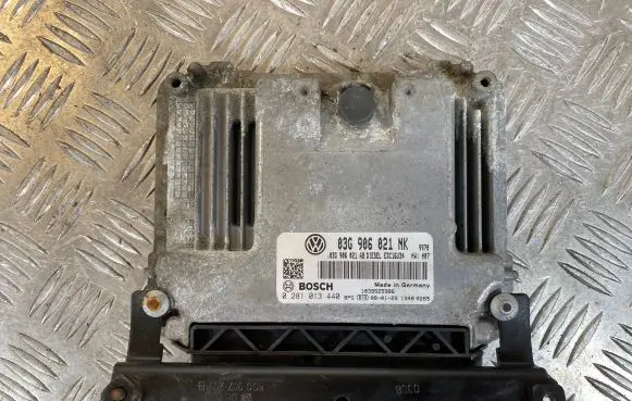 Volkswagen PASSAT B6 Engine control unit/module 03G906021NK 03G906021AB 0281013440