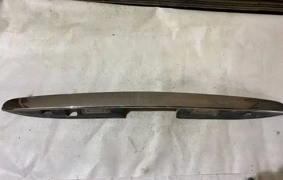 Mercedes-Benz R W251 Trunk door license plate light bar a2517400593 2517400593