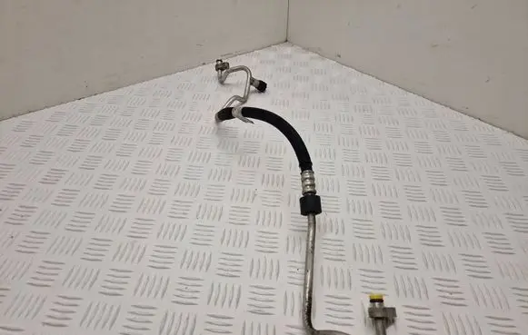 Mercedes-Benz GLK (X204) Air conditioning (A/C) pipe/hose A2048304816