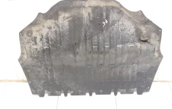 Volkswagen Polo IV 9N3 Engine splash shield/under tray 6Q0825237AB