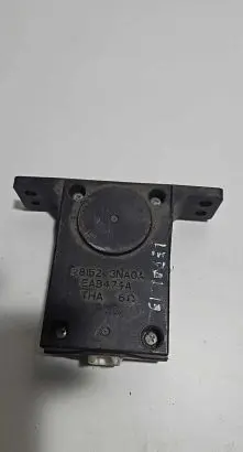 Nissan Leaf I (ZE0) Other control units/modules 281523NA0A