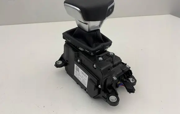 Audi A4 S4 B9 8W Gear selector/shifter in gearbox 8W2713041N