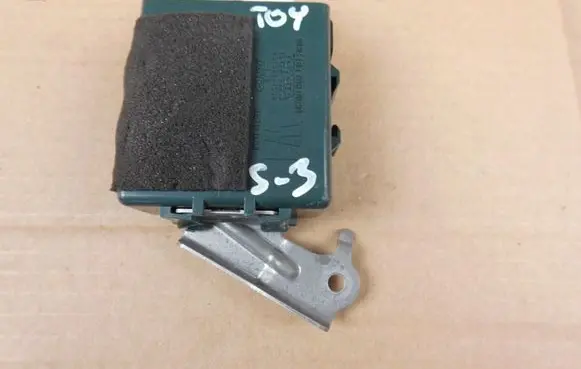 Lexus IS III XE30 Door control unit/module 8597053050