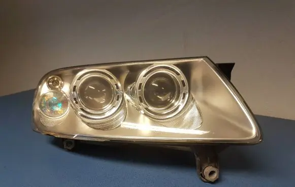 Volkswagen Touareg I Headlight/headlamp 7L6941016BB 89307861