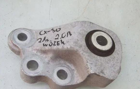 Mazda CX-30 Engine mounting bracket BDNF12