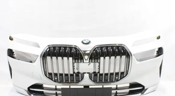 BMW 7 G70 Front bumper