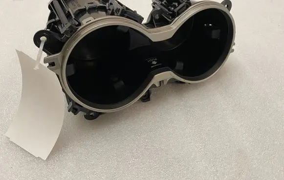 Cup holder front