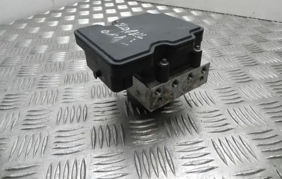 Toyota Auris E180 ABS control unit/module 4454002470 VD18921