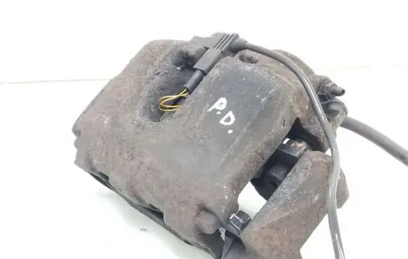 Mercedes-Benz ML W164 Front brake caliper