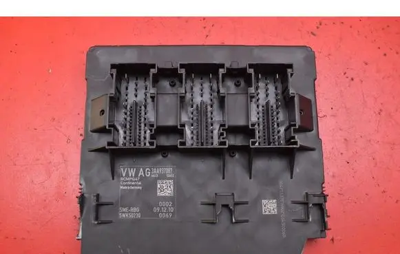 Volkswagen PASSAT B6 Comfort/convenience module 3AA937087