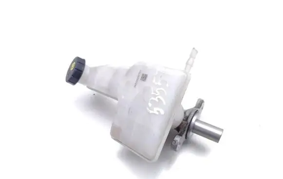Peugeot 208 Master brake cylinder 32672071 A005P990