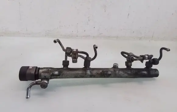 BMW 3 E46 Fuel main line pipe 0445214030