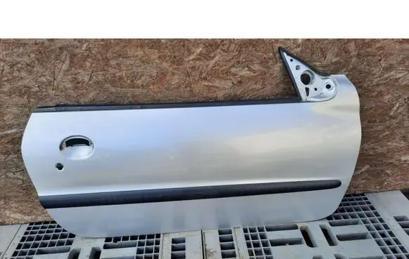Peugeot 206 CC Front door