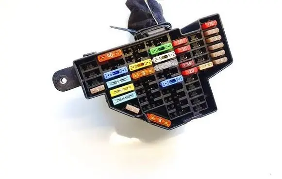 Skoda Octavia Mk2 (1Z) Fuse box set 