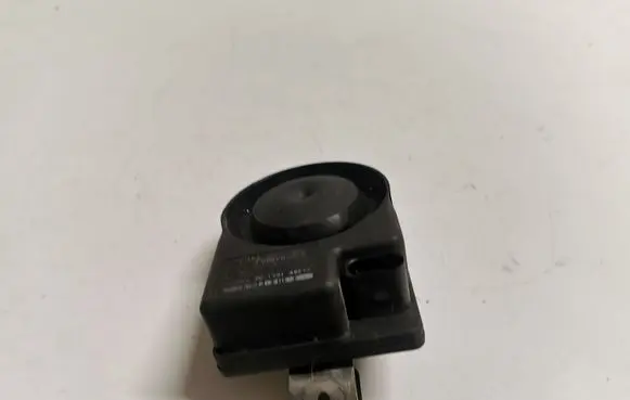 Audi A6 S6 C6 4F Alarm system siren 1K0951605