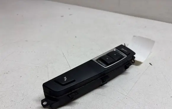 BMW 6 F12 F13 ESP (stability program) switch 10755210