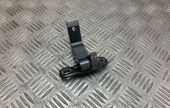 Volvo XC60 Front door lower hinge 31424589