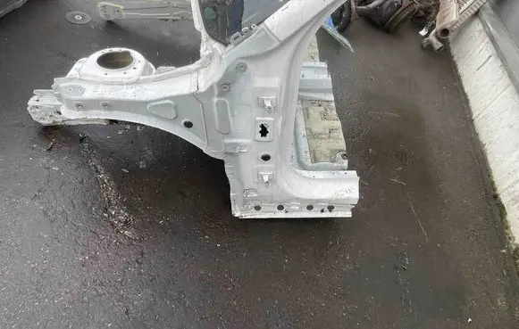 Front quarter panel