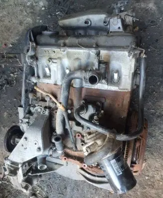 Engine head