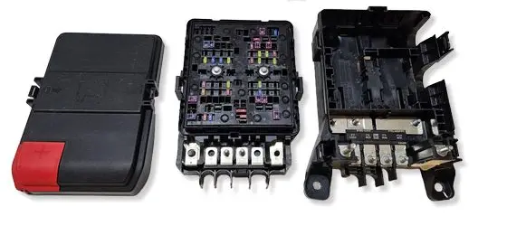 Jeep Grand Cherokee WL Fuse box set 68347011AC 68347002AE