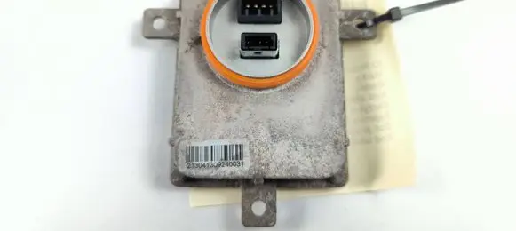 Volkswagen Phaeton Headlight ballast module Xenon 8K0941597B H0SS0002 1036060024