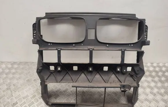 BMW X5 E70 Intercooler air guide/duct channel 51647222952