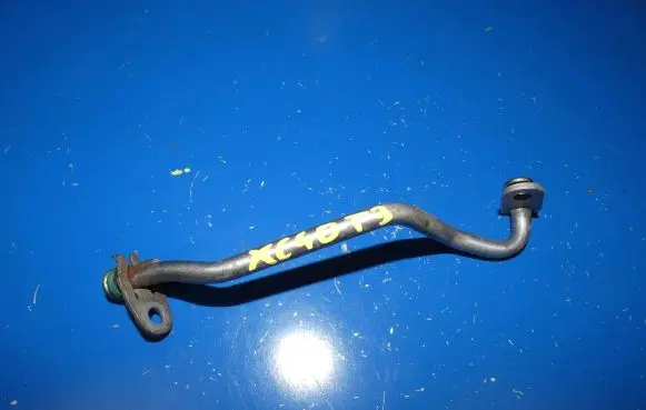 Volvo XC40 Turbo turbocharger oiling pipe/hose
