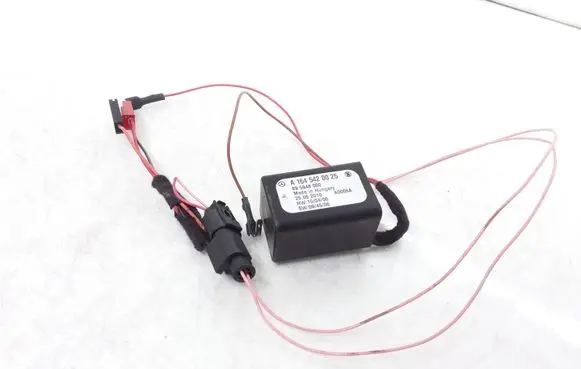 Mercedes-Benz R W251 Voltage converter/converter module A1645420025 895948000