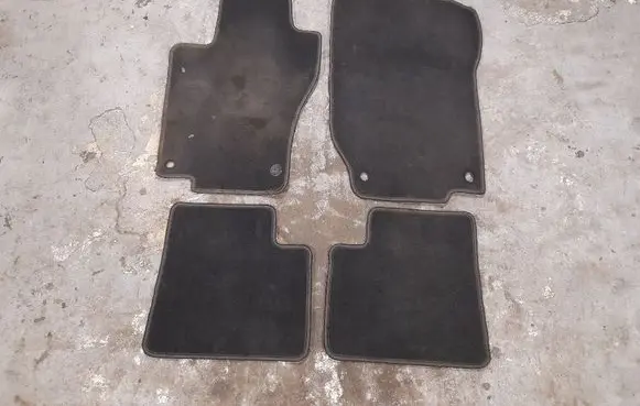 Mercedes-Benz ML W164 Car floor mat set 1646801748 B66360243