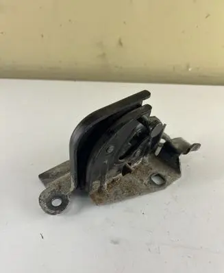 Mitsubishi Pajero Seat back rest lock catch 