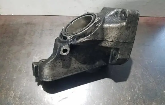 Mercedes-Benz E W211 Engine mounting bracket A6462230504 CD01414