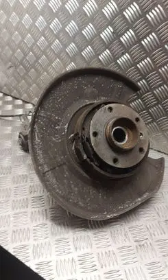 BMW 5 E60 E61 Rear wheel hub