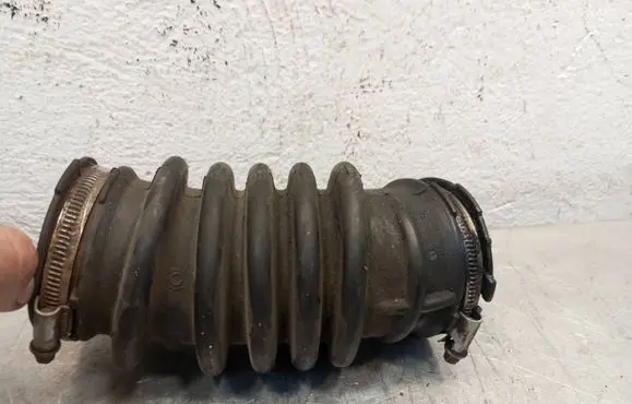 Ford Mondeo MK IV Air intake duct part BG919C623FA 6G919C623EA
