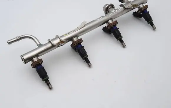 Mercedes-Benz B W245 Fuel main line pipe A0000788749 A2660700395 A2660700595