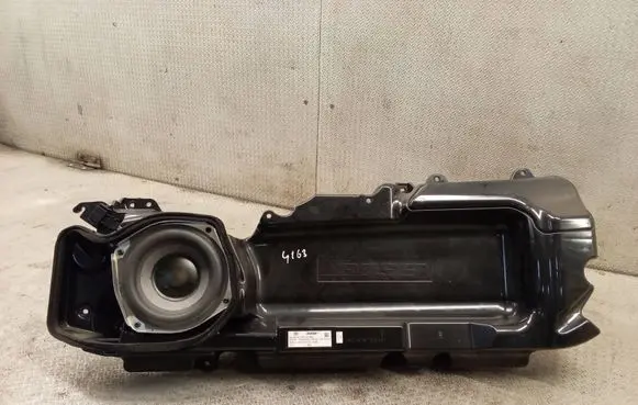Audi A6 S6 C6 4F Front door speaker 4F0035382D