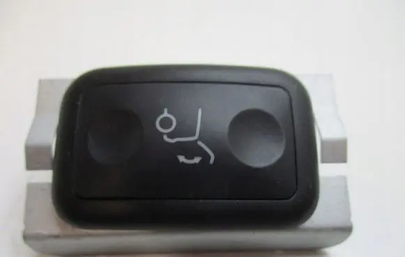 Peugeot Partner III Central console control unit A2048707151
