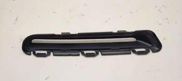 BMW M4 F82 F83 Quarter panel pressure vent 51128056586